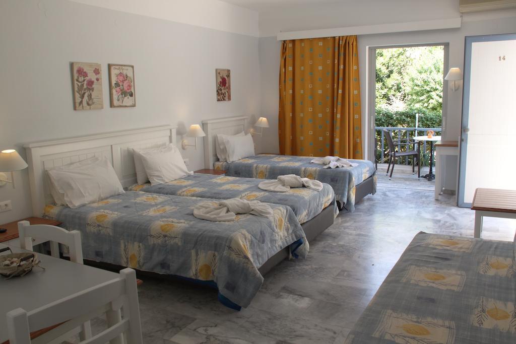Santa Irene Aparthotel